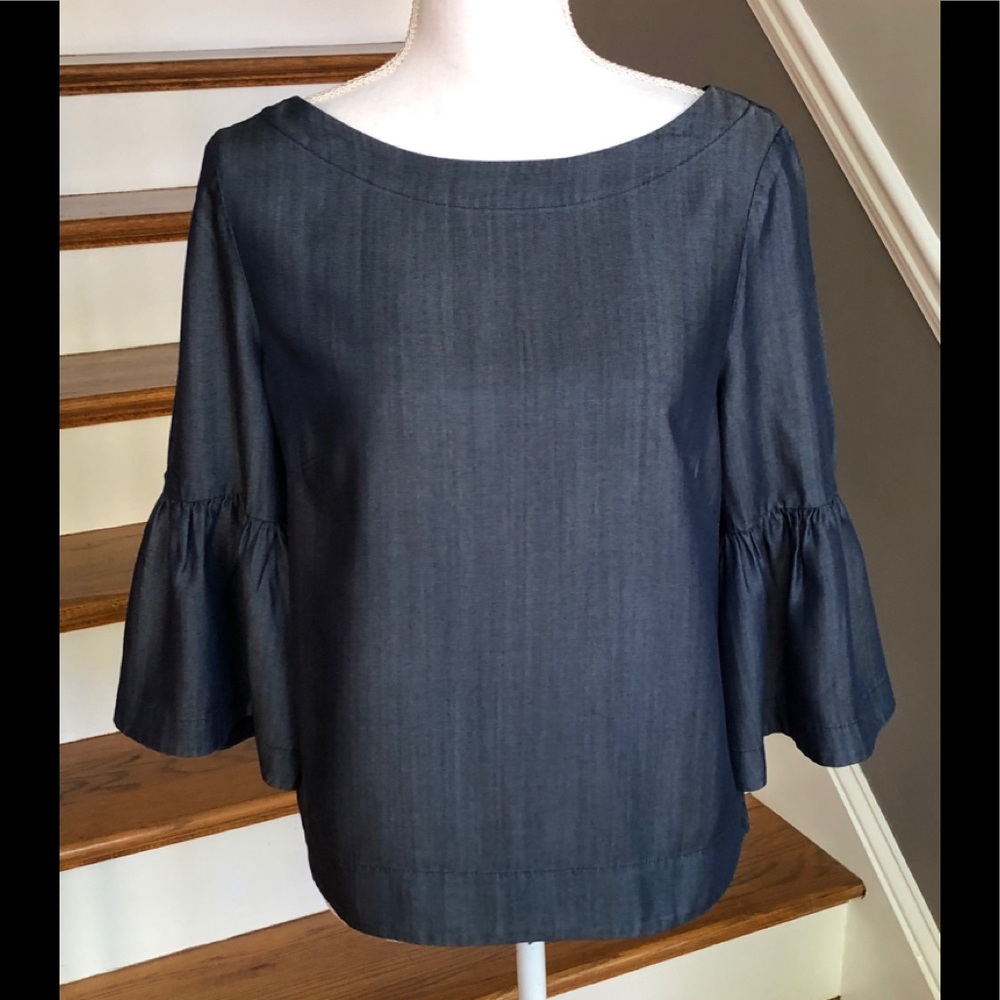 SALE! WHBM SZ 4 BLUE JEAN BLOUSE